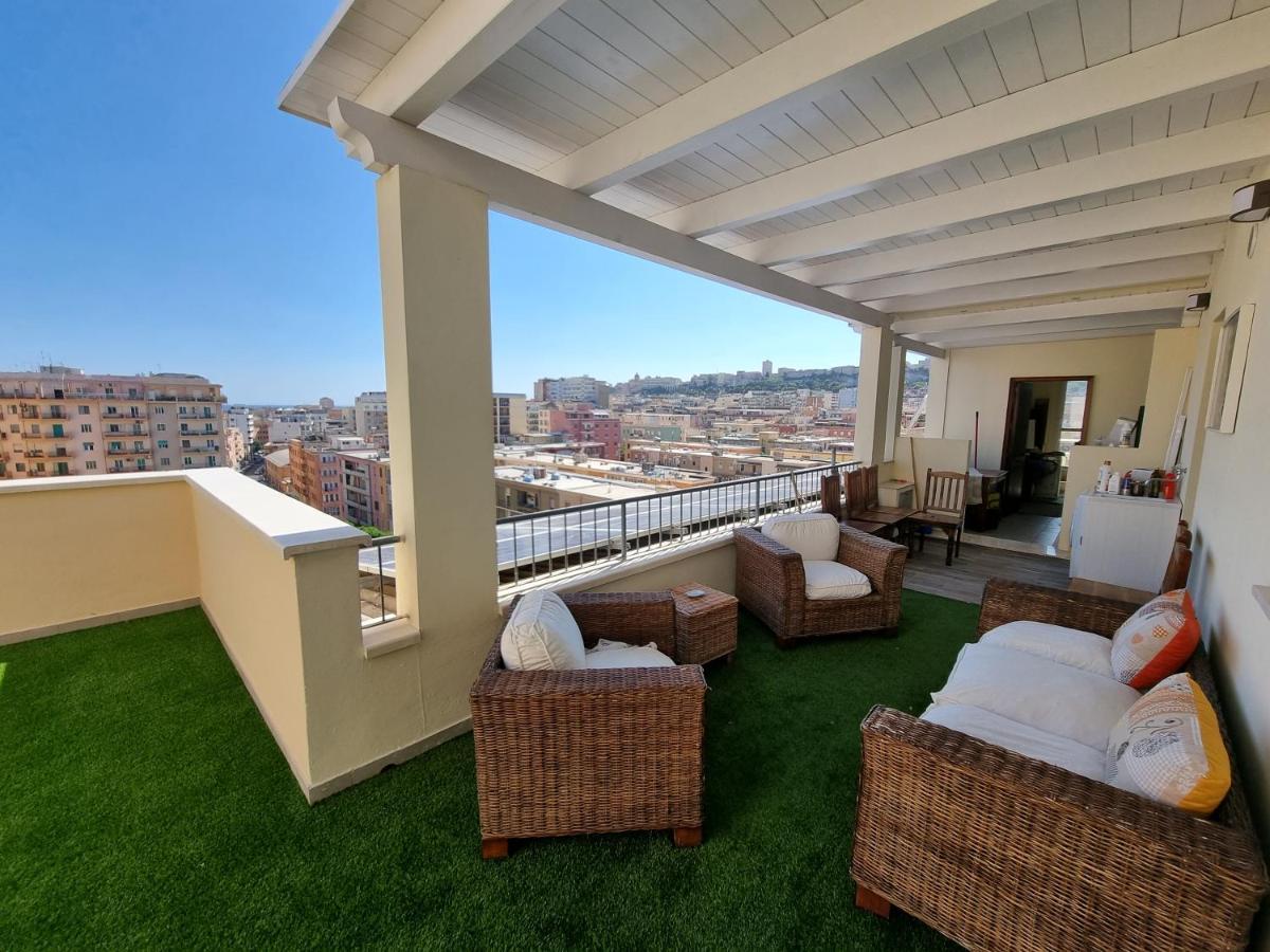 Attico Panoramico Cagliari Apartment Exterior photo