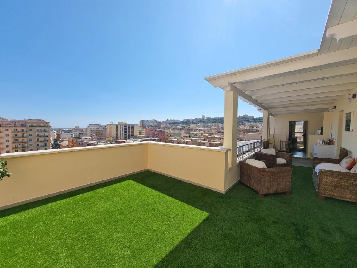 Attico Panoramico Cagliari Apartment Exterior photo